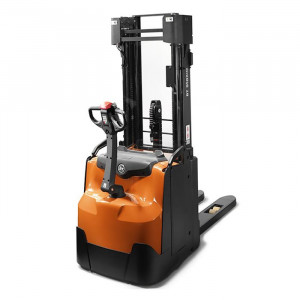 Электрический штабелер Toyota SWE200L (Исполнение для рыбной промышленности)