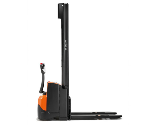 Электрический штабелер Toyota SWE100