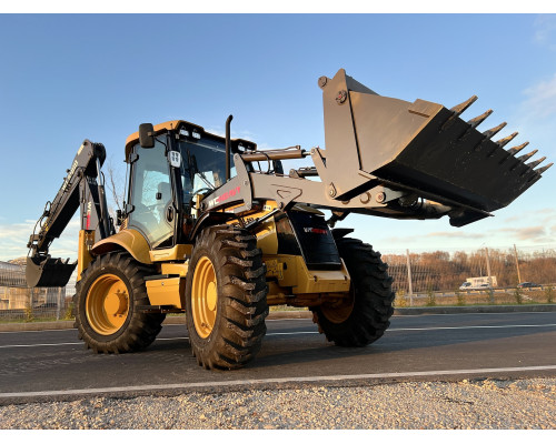 Экскаватор - погрузчик WLB468