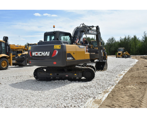 Гусеничный экскаватор WEICHAI WE130Е2-H